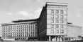 Главное статистическое управление. 1948—54. Архитектор Р. Гутт. Варшава.
