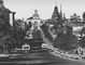 Владимир. Большая Московская улица. На заднем плане — Золотые ворота. Владимир.