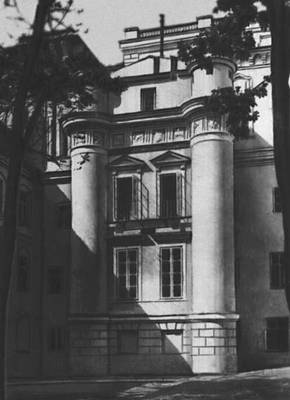 Вильнюс. Здание обсерватории университета. 1782—88. Архитектор М. Кнакфус. Вильнюс.