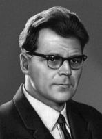 А. В. Гапонов-Грехов. Гапонов-Грехов Андрей Викторович.