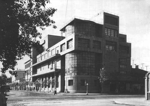 И. А. Голосов. Клуб имени Зуева в Москве. 1928. Голосов Илья Александрович.