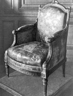 Жакоб (мастера худож. мебели) Жакоб. Кресло. Резьба с позолотой. 1780-е гг. Музей декоративных искусств. Париж. Жакоб (мастера худож. мебели).