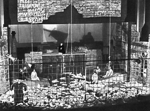     .   . .     . . 1975.